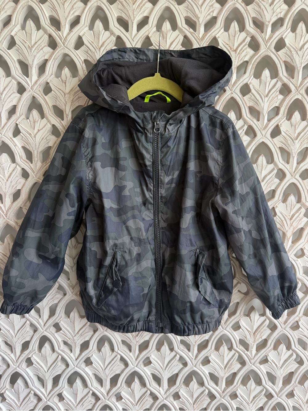 Mango Kids Camo Jacket, size 4/5